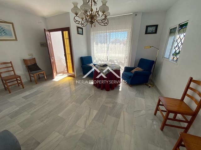 2 bedroom Townhouse for rent in El Peñoncillo, Torrox with garage - € 850 (Ref: 10163811)