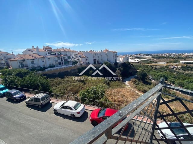 2 bedroom Townhouse for rent in El Peñoncillo, Torrox with garage - € 850 (Ref: 10163811)