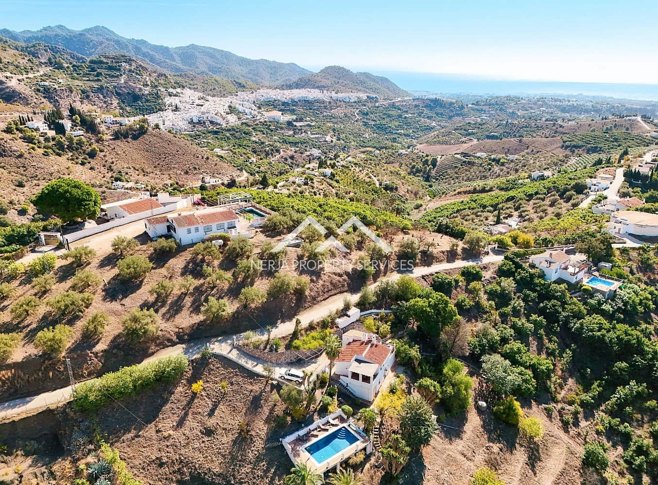 Chalet de 3 habitaciones en Frigiliana en venta con piscina garaje - 599.000 € (Ref: 10169245)