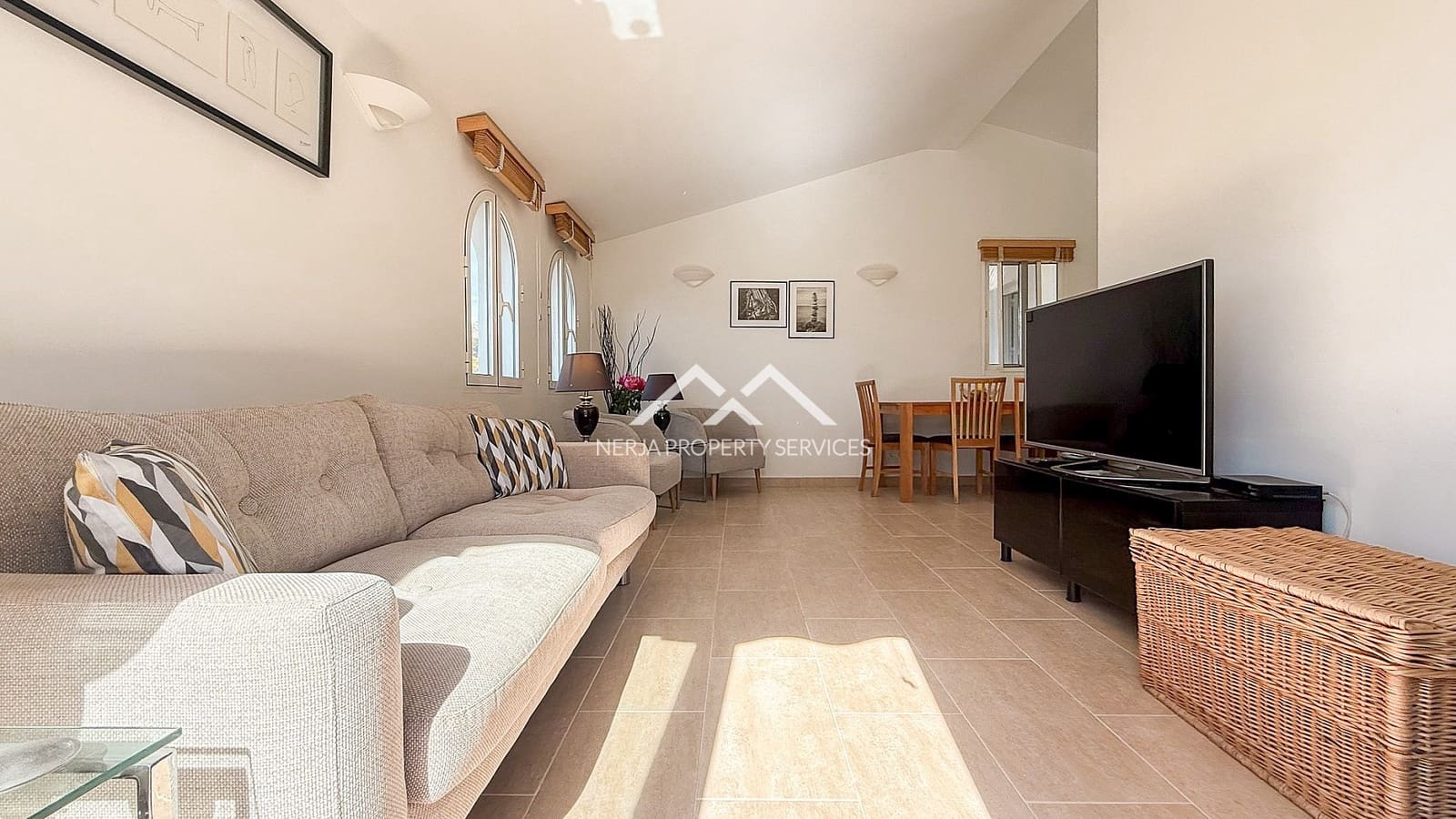 Chalet de 3 habitaciones en Frigiliana en venta con piscina garaje - 599.000 € (Ref: 10169245)