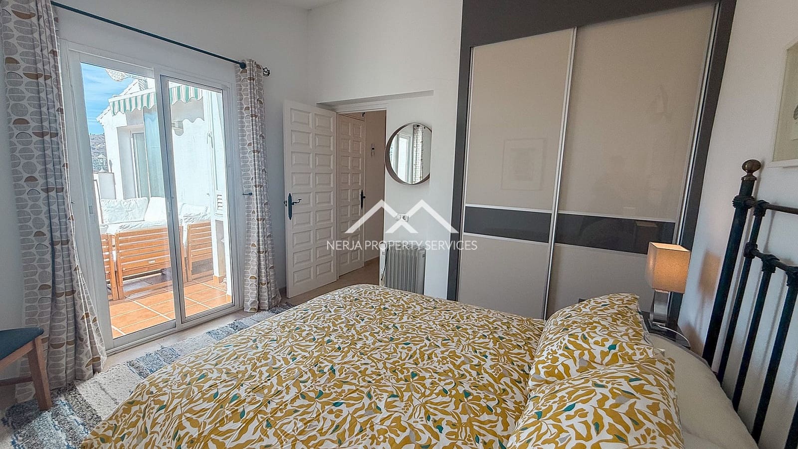 Chalet de 3 habitaciones en Frigiliana en venta con piscina garaje - 599.000 € (Ref: 10169245)