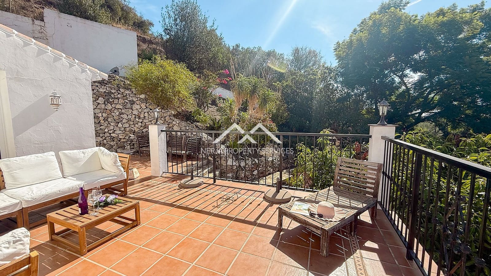 Chalet de 3 habitaciones en Frigiliana en venta con piscina garaje - 599.000 € (Ref: 10169245)