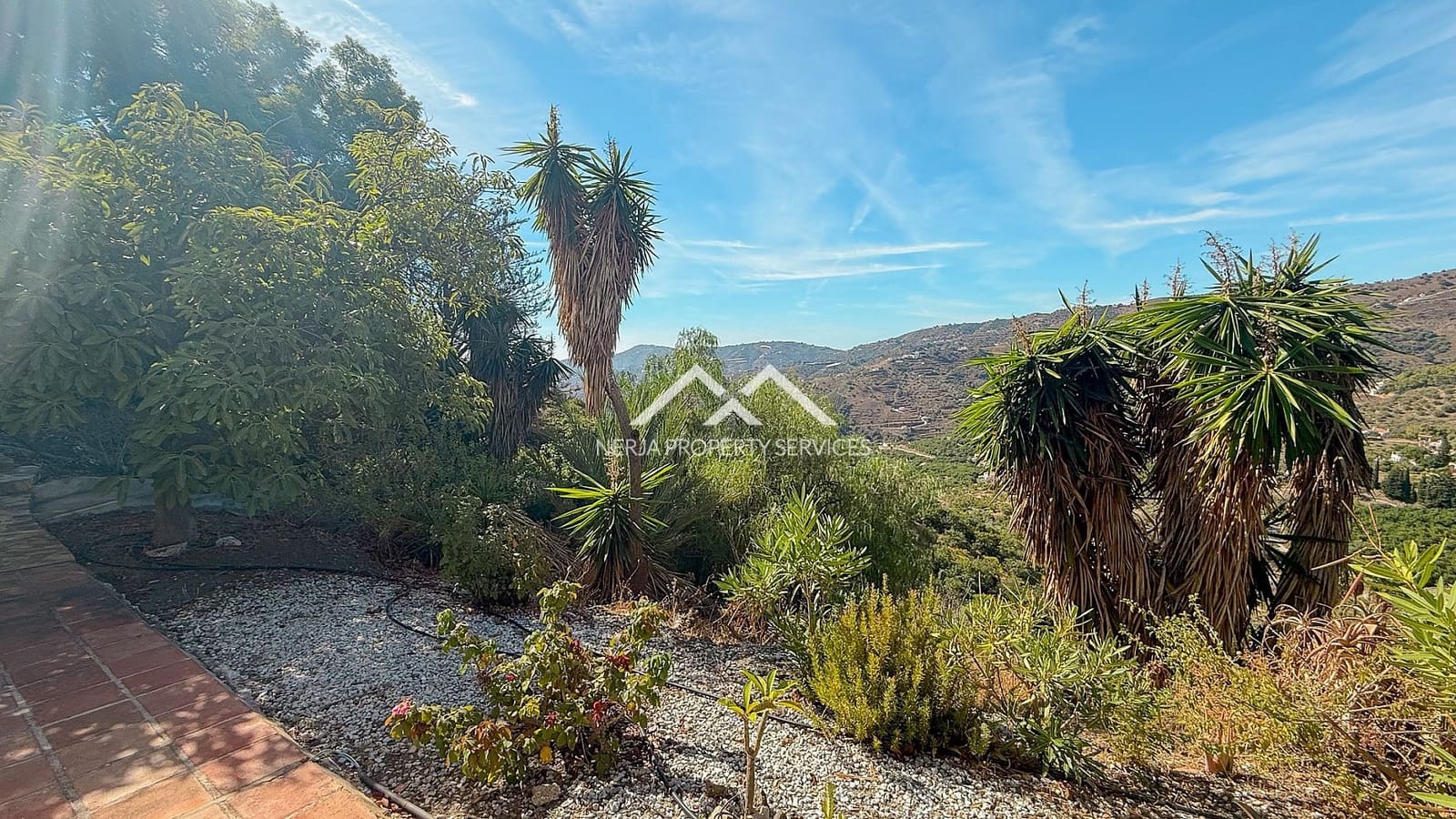 Chalet de 3 habitaciones en Frigiliana en venta con piscina garaje - 599.000 € (Ref: 10169245)