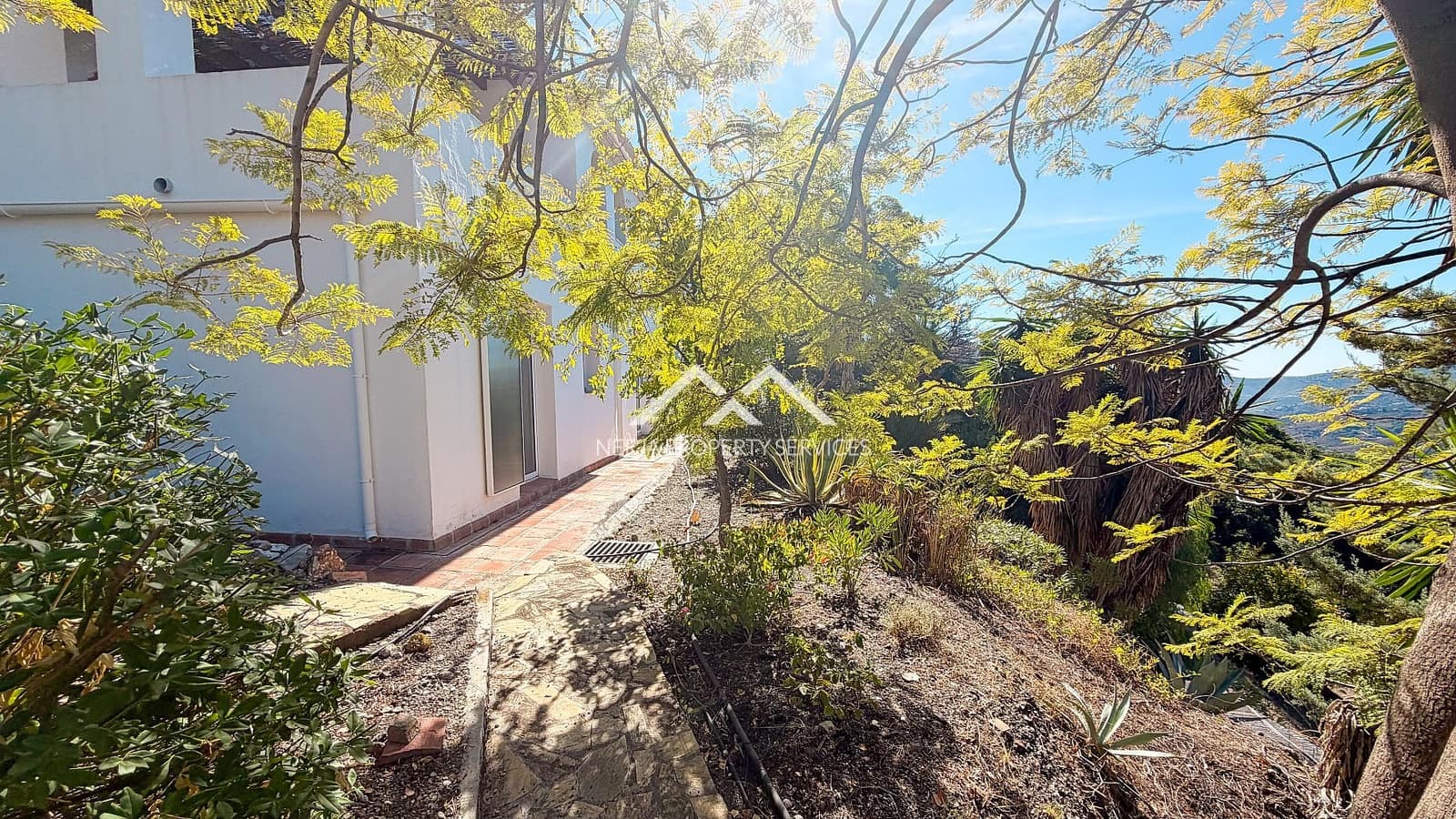 Chalet de 3 habitaciones en Frigiliana en venta con piscina garaje - 599.000 € (Ref: 10169245)