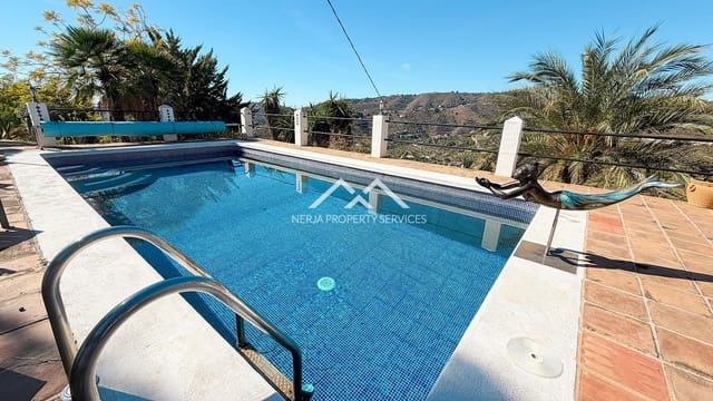 Chalet de 3 habitaciones en Frigiliana en venta con piscina garaje - 599.000 € (Ref: 10169245)