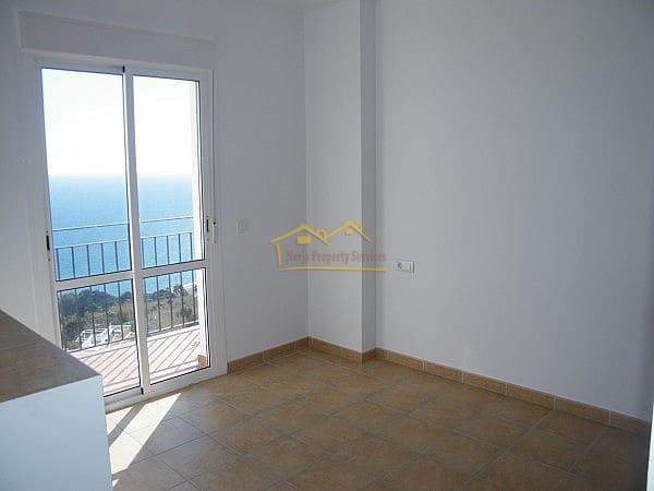 3 soveværelse Villa til salg i Centro, Nerja med garage - € 598.000 (Ref: 4452352)