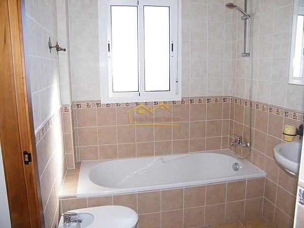 3 soveværelse Villa til salg i Nerja med garage - € 598.000 (Ref: 4452352)