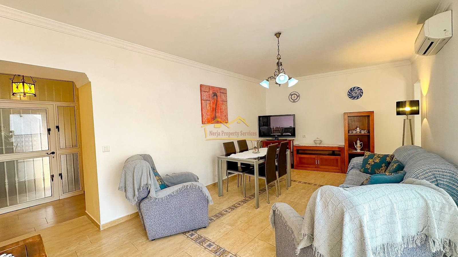 4 soveværelse Villa til salg i Maro med swimmingpool - € 365.000 (Ref: 4452434)