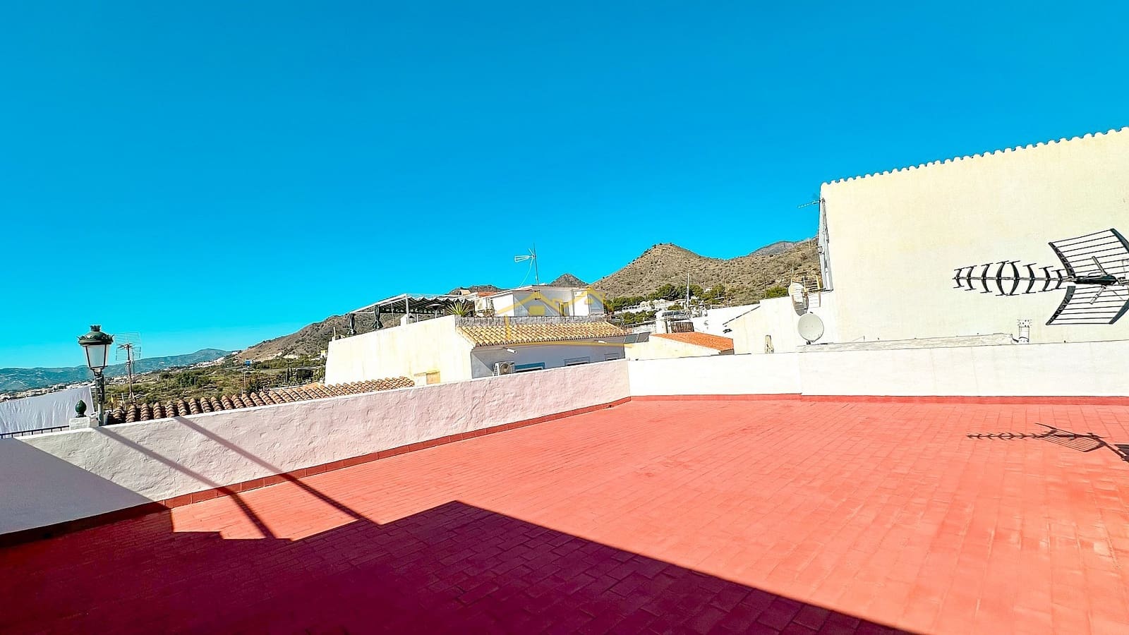 4 soveværelse Villa til salg i Maro med swimmingpool - € 365.000 (Ref: 4452434)