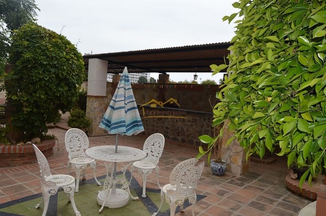 3 sovrum Finca/Hus på landet till salu i Centro, Nerja med pool garage - 1 200 000 € (Ref: 4452474)