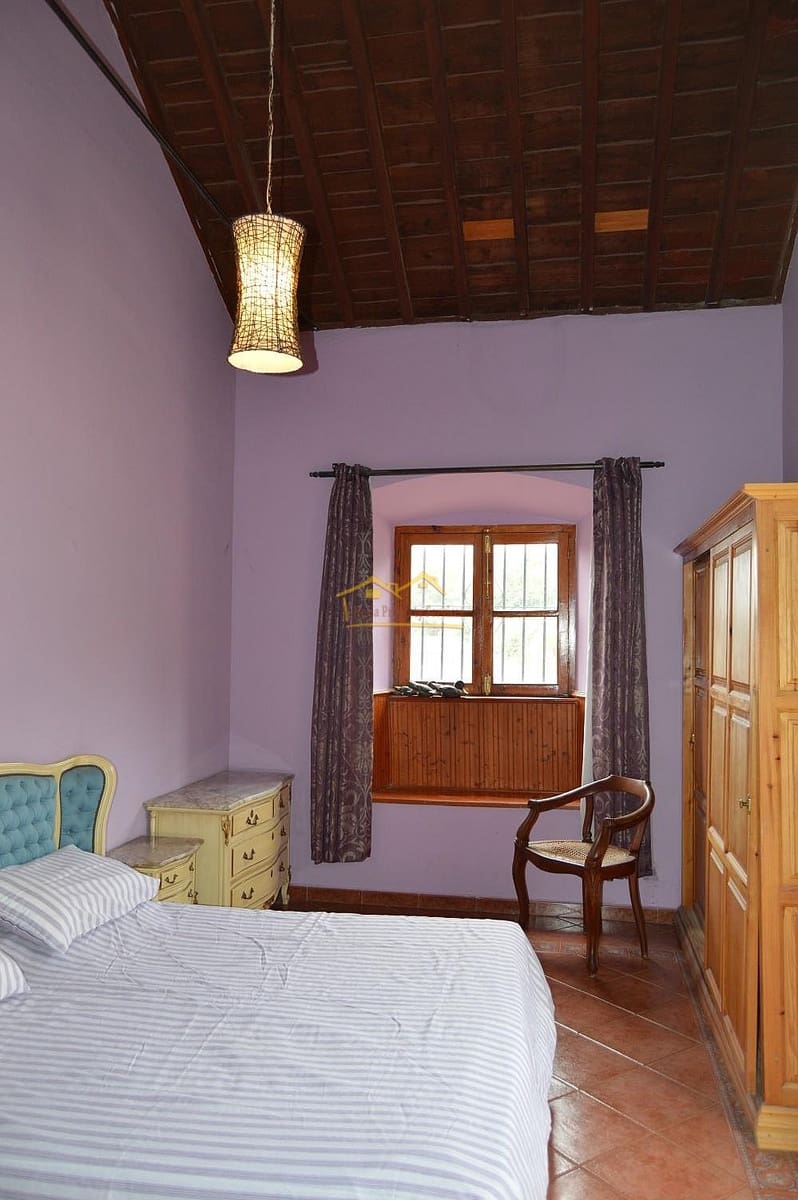 3 sypialnia Finka/Dom wiejski na sprzedaż w Nerja z basenem garażem - 995 000 € (Ref: 4452474)