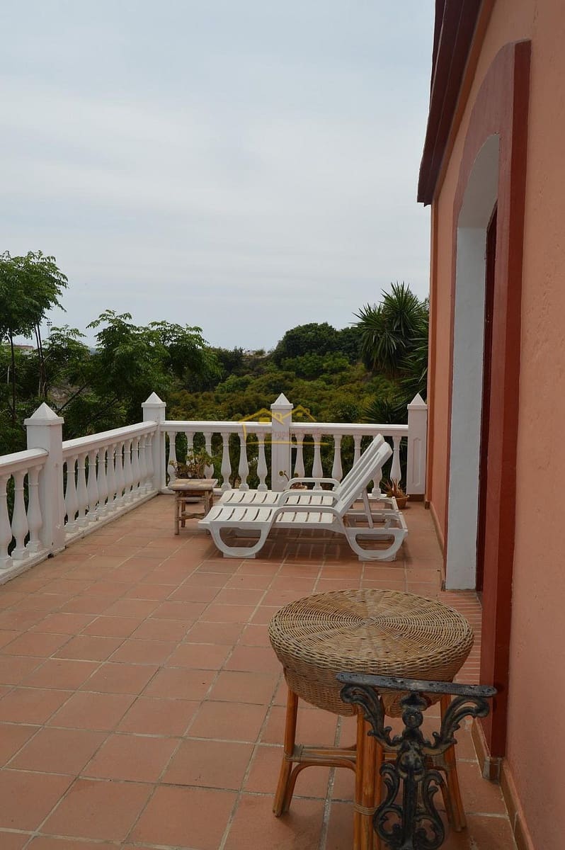 3 sypialnia Finka/Dom wiejski na sprzedaż w Nerja z basenem garażem - 995 000 € (Ref: 4452474)