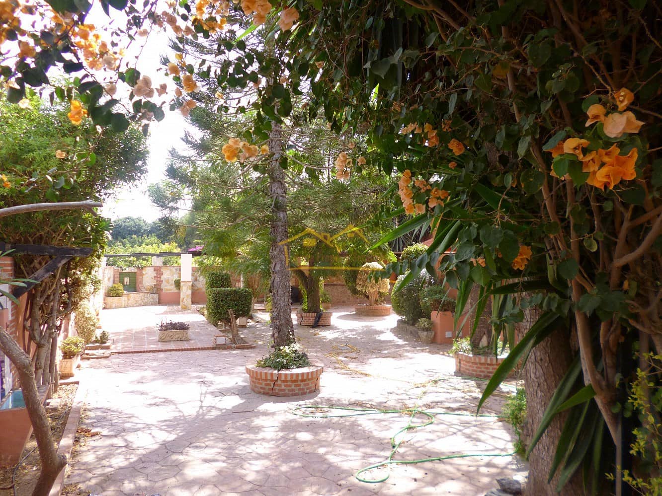 3 sypialnia Finka/Dom wiejski na sprzedaż w Nerja z basenem garażem - 995 000 € (Ref: 4452474)