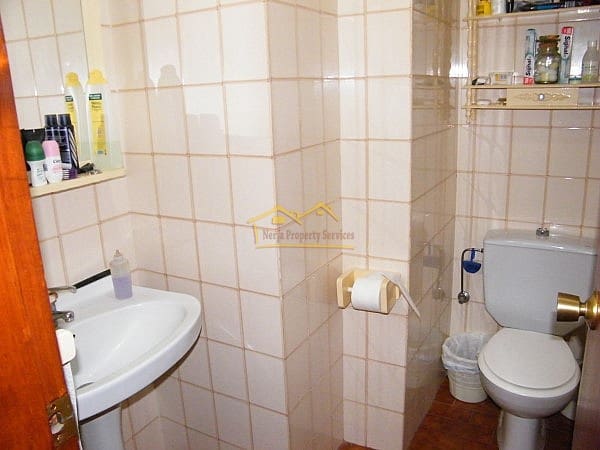 4 slaapkamer Appartement te koop in Nerja met garage - € 260.000 (Ref: 4452499)