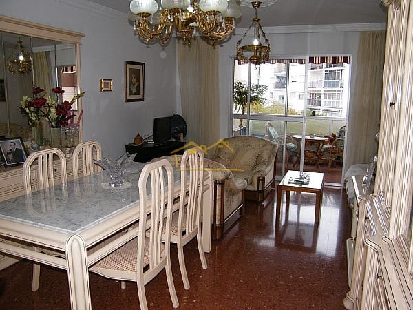 4 bedroom Apartment for sale in Centro, Nerja with garage - € 260,000 (Ref: 4452499)
