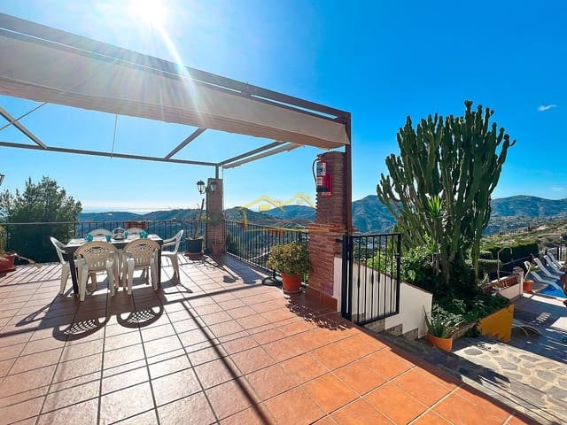 6 soverom Villa til salgs i Frigiliana med svømmebasseng garasje - € 1 200 000 (Ref: 4452515)