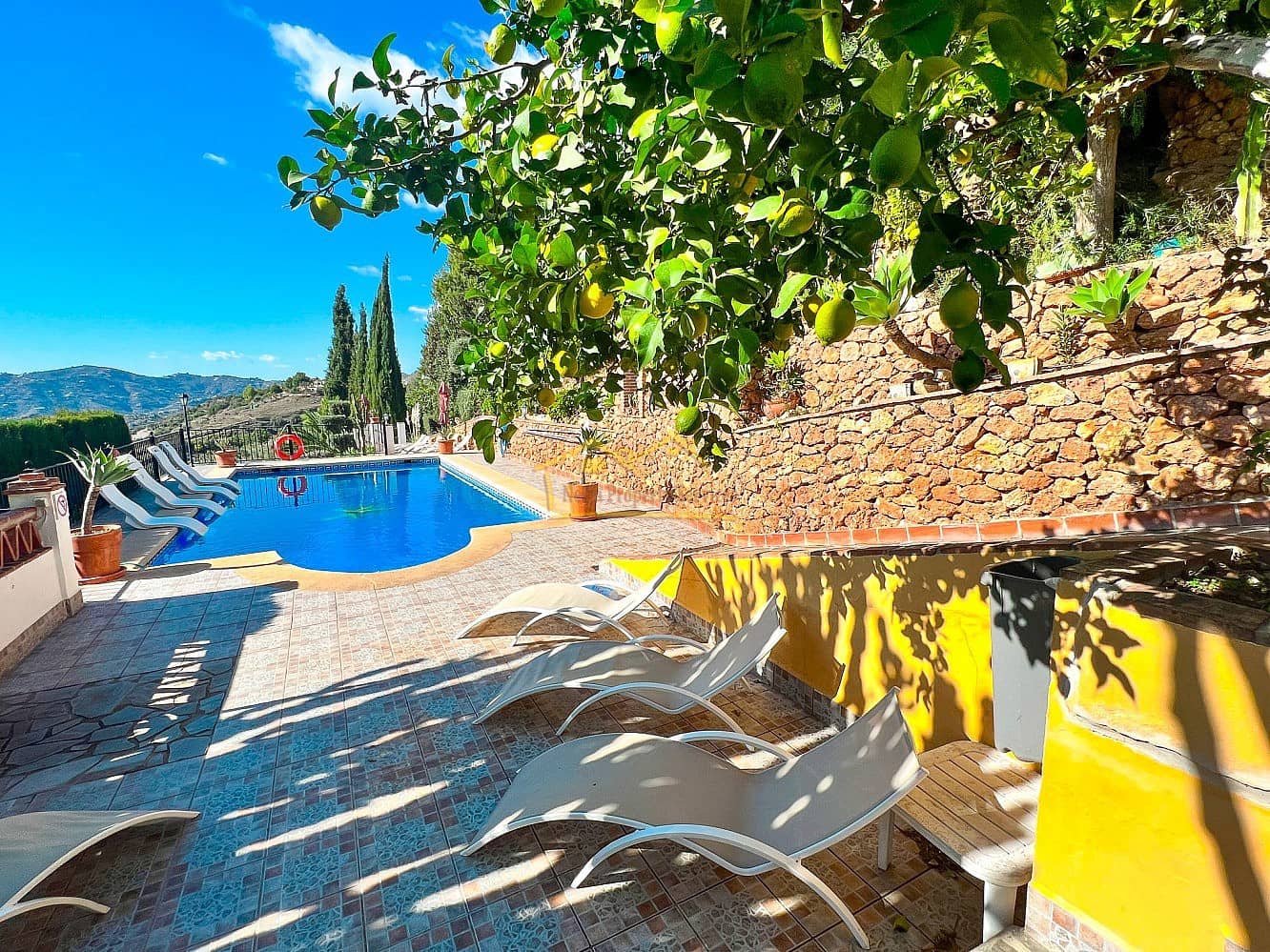6 soverom Villa til salgs i Frigiliana med svømmebasseng garasje - € 1 200 000 (Ref: 4452515)
