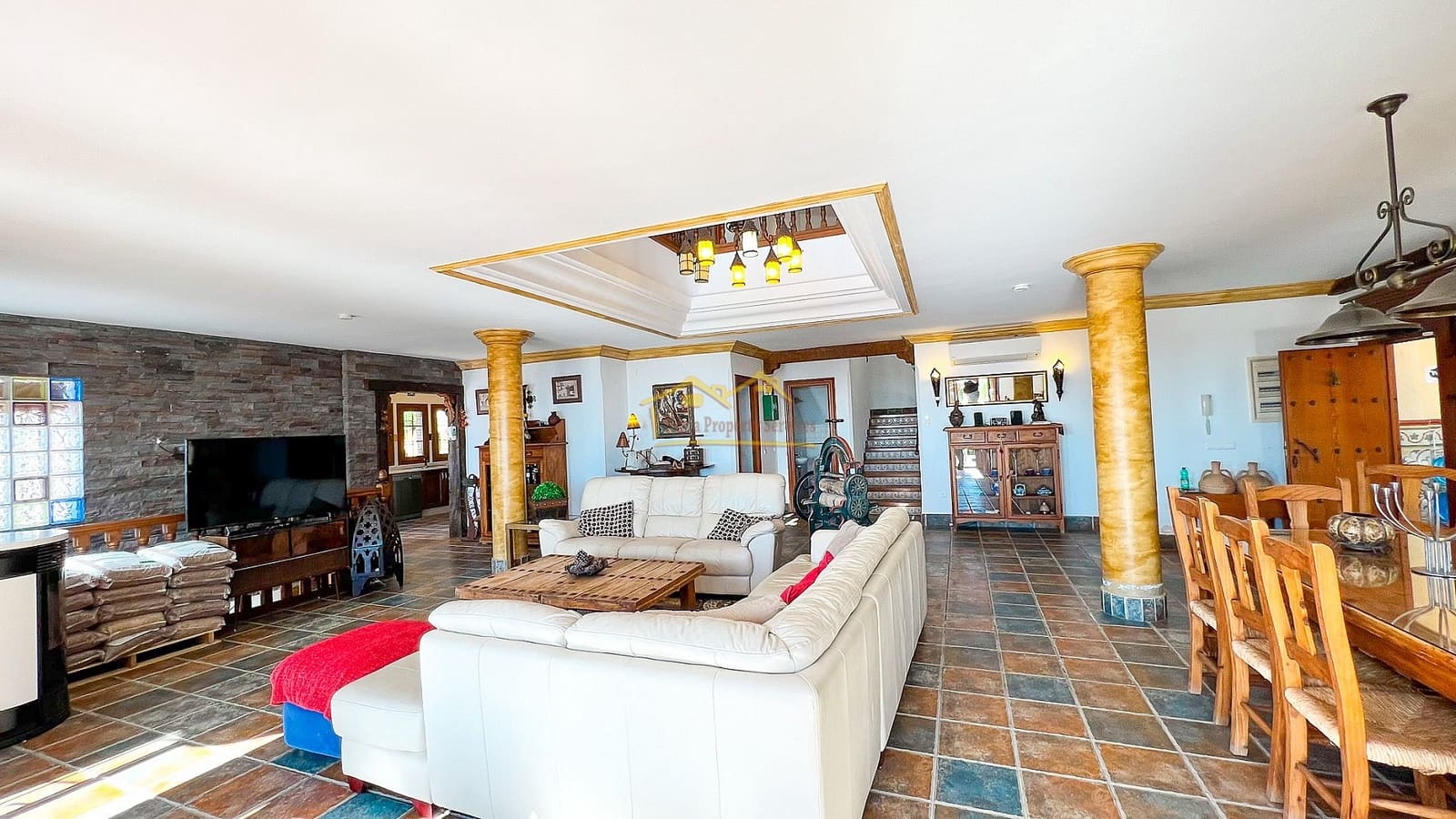 6 soverom Villa til salgs i Frigiliana med svømmebasseng garasje - € 1 200 000 (Ref: 4452515)