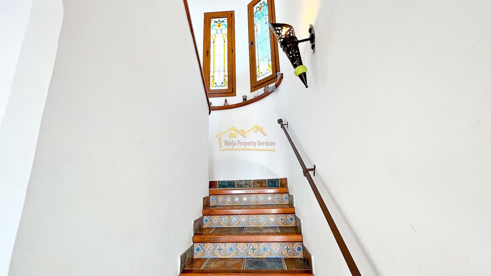 6 soverom Villa til salgs i Frigiliana med svømmebasseng garasje - € 1 200 000 (Ref: 4452515)