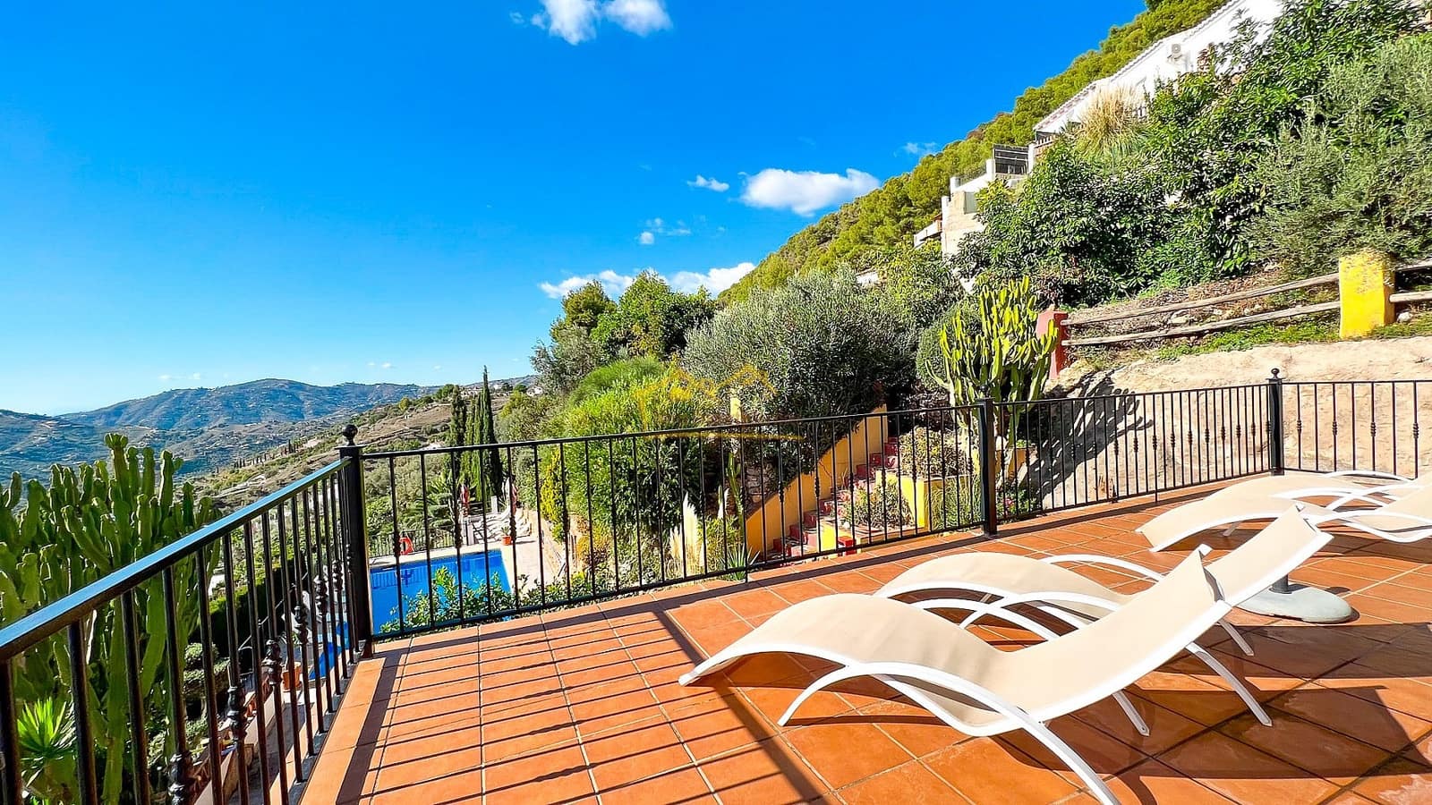 6 soverom Villa til salgs i Frigiliana med svømmebasseng garasje - € 1 200 000 (Ref: 4452515)