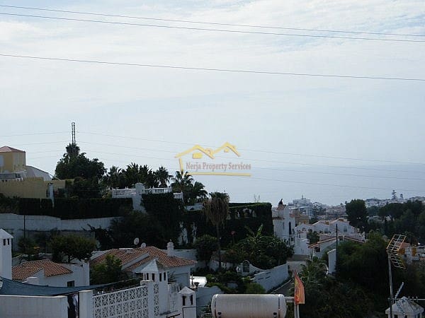 2 Zimmer Apartment zu verkaufen in Centro, Nerja mit Pool Garage - 327.000 € (Ref: 4452530)