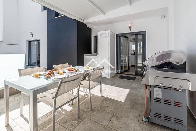 3 quarto Casa em Banda para arrendar em Centro, Nerja com piscina - 2 100 € (Ref: 4452538)
