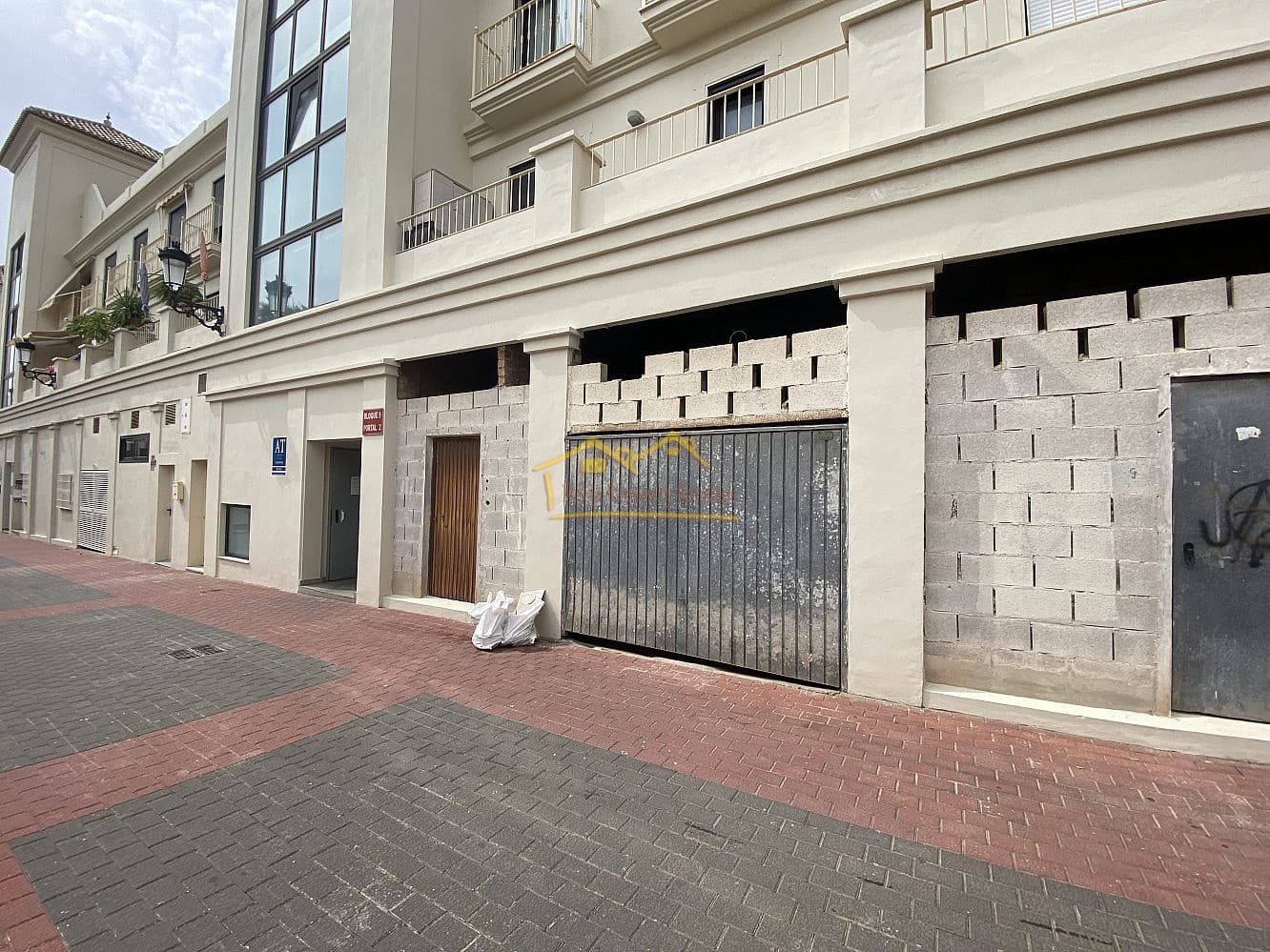 Erhverv til leje i Nerja - € 1.250 (Ref: 4452554)