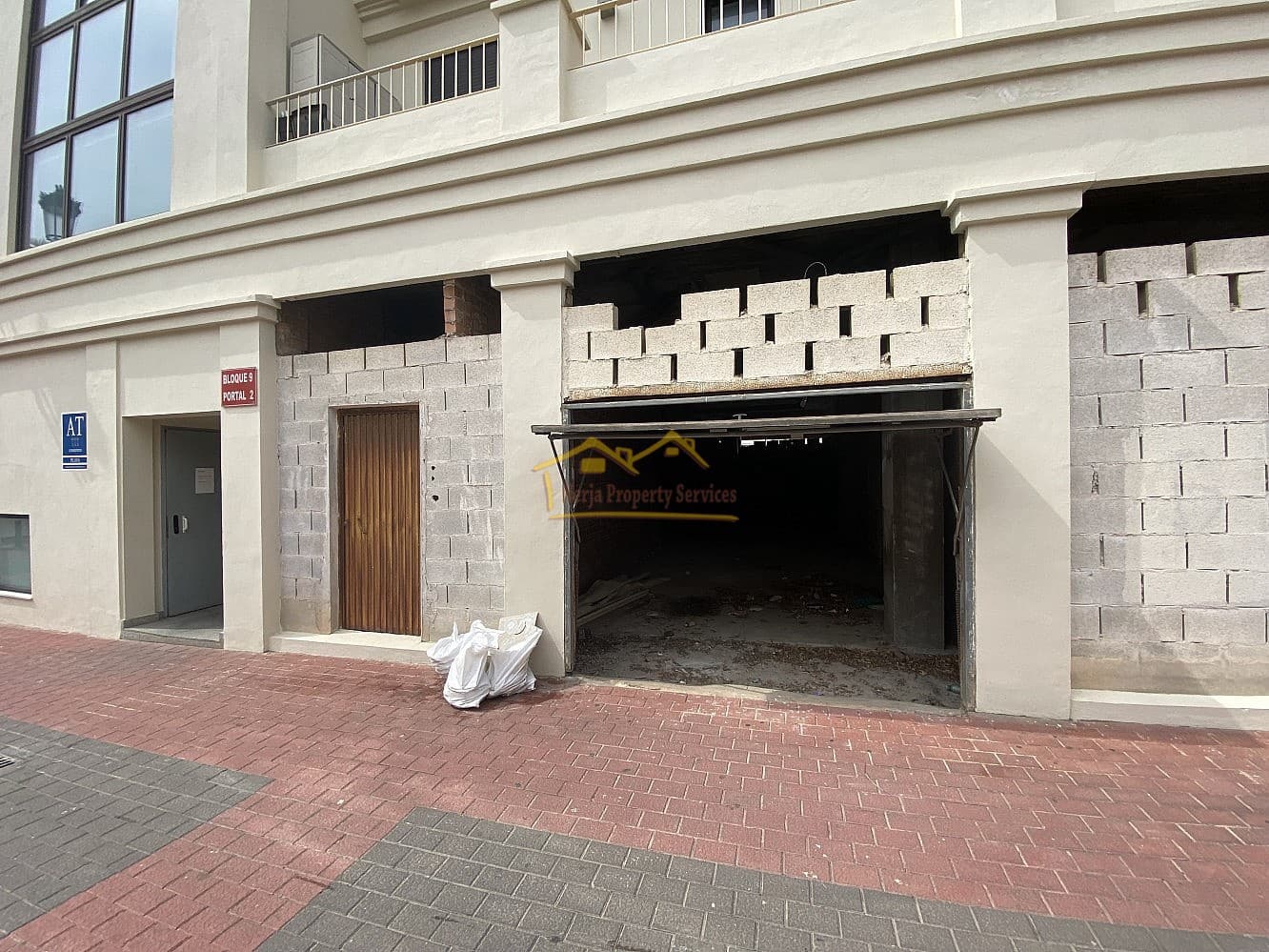 Erhverv til leje i Nerja - € 1.250 (Ref: 4452554)