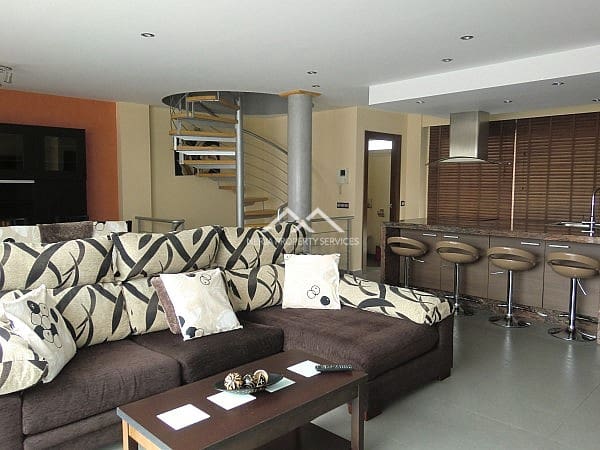 3 camera da letto Villa da affittare in Centro, Nerja con piscina garage - 1.600 € (Rif: 4484712)