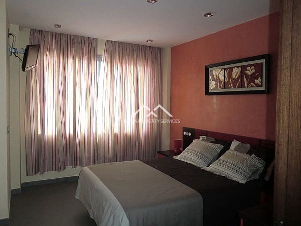 3 camera da letto Villa da affittare in Centro, Nerja con piscina garage - 1.600 € (Rif: 4484712)