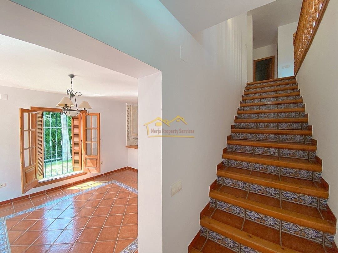 3 sovrum Villa att hyra i Frigiliana med pool garage - 2 500 € (Ref: 4734950)