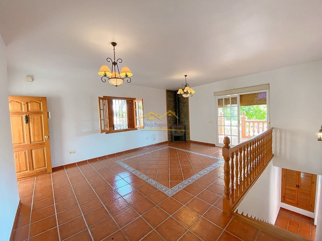 3 sovrum Villa att hyra i Frigiliana med pool garage - 2 500 € (Ref: 4734950)
