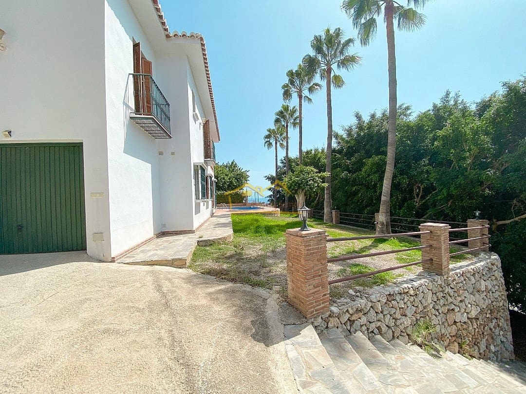 3 sovrum Villa att hyra i Frigiliana med pool garage - 2 500 € (Ref: 4734950)