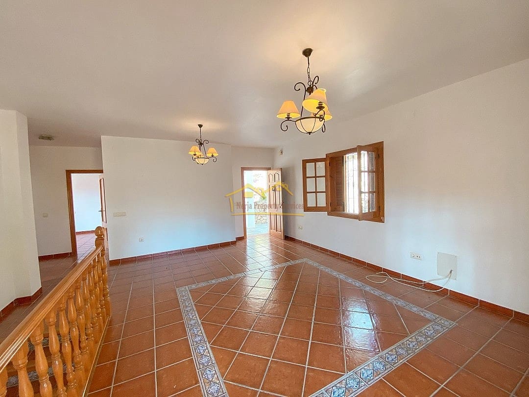 3 sovrum Villa att hyra i Frigiliana med pool garage - 2 500 € (Ref: 4734950)