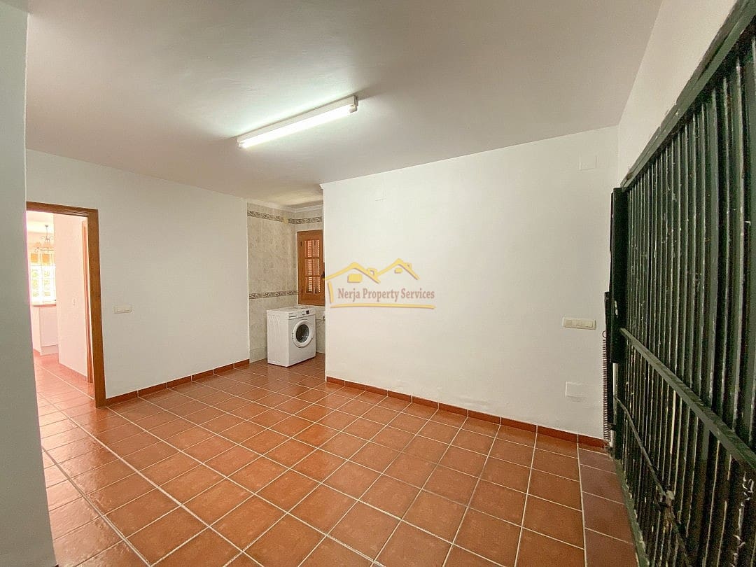 3 sovrum Villa att hyra i Frigiliana med pool garage - 2 500 € (Ref: 4734950)