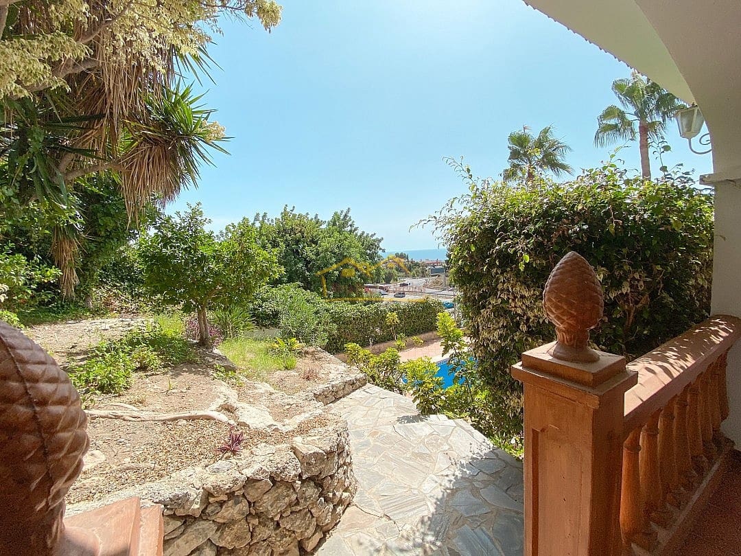 3 sovrum Villa att hyra i Frigiliana med pool garage - 2 500 € (Ref: 4734950)