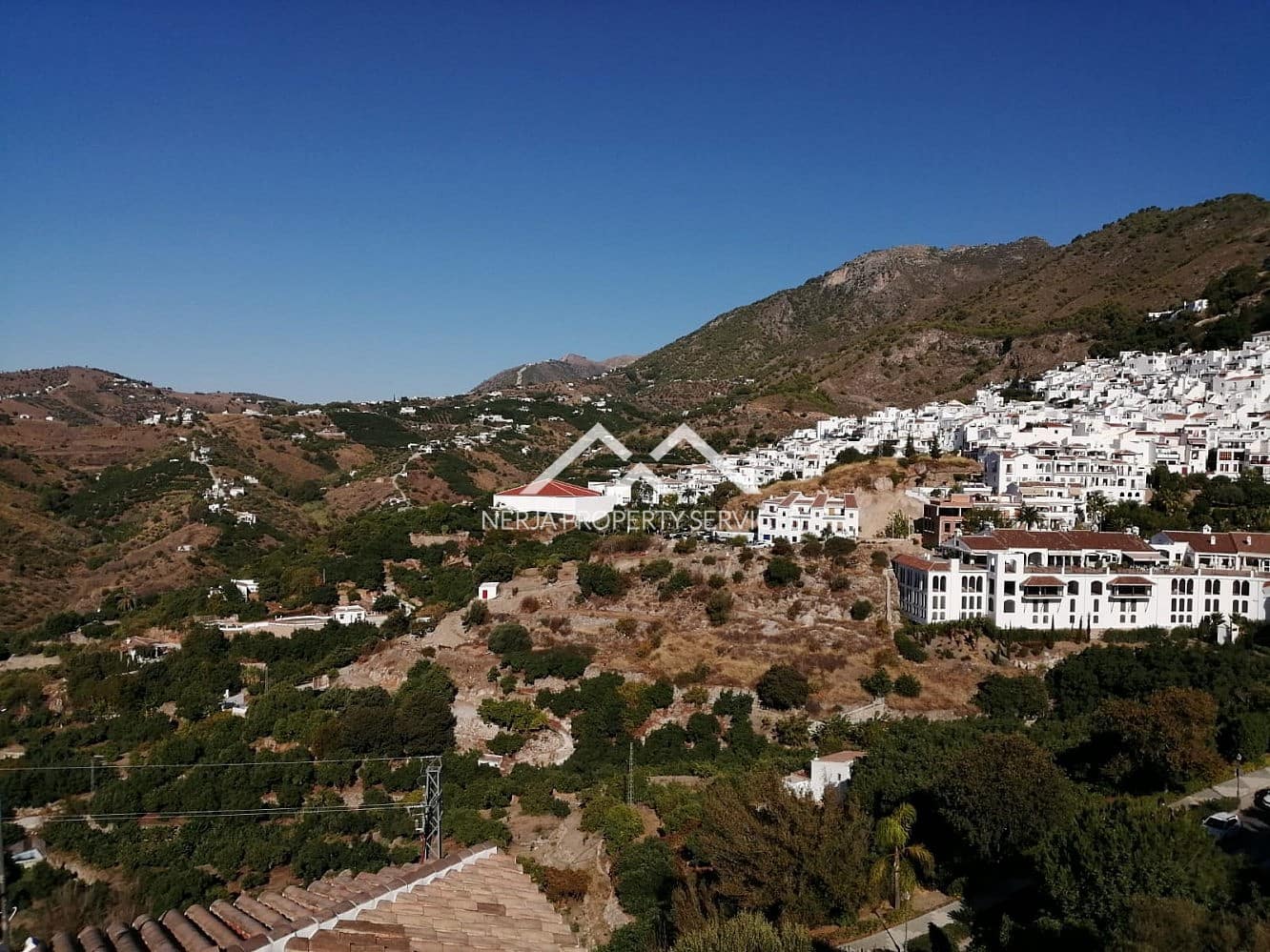 5 bedroom Townhouse for rent in Frigiliana - € 900 (Ref: 4786636)