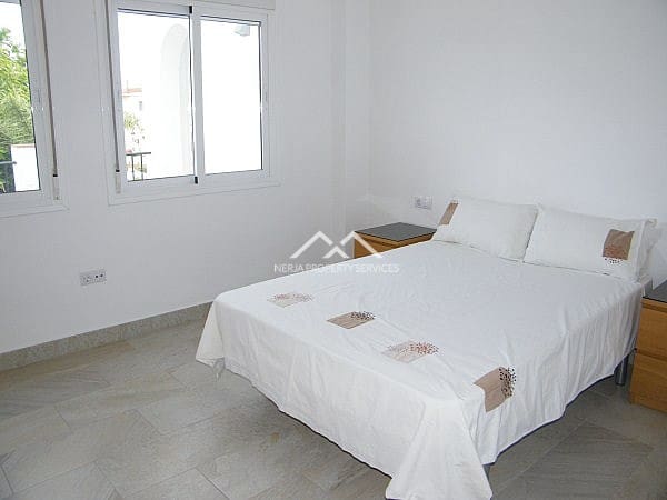 3 makuuhuone Huoneisto vuokrattavana paikassa Centro, Nerja - 1 100 € (Ref: 4815423)