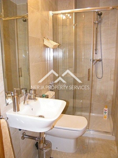 3 makuuhuone Huoneisto vuokrattavana paikassa Nerja - 1 100 € (Ref: 4815423)