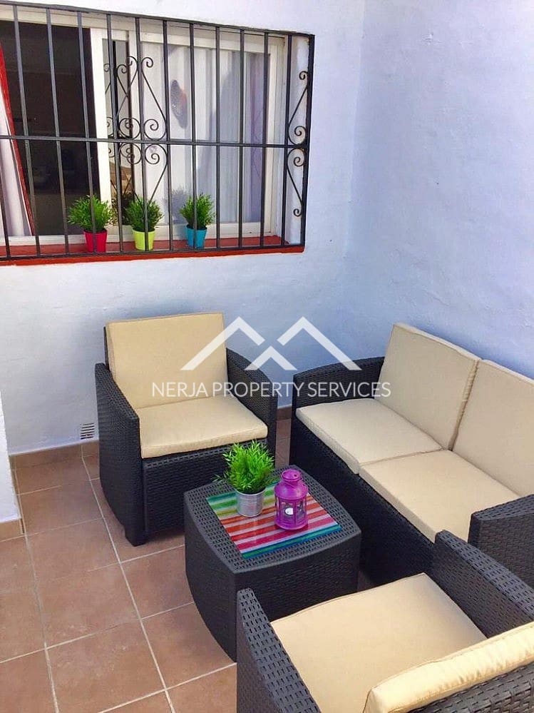 3 soverom Hus til leie i Nerja med svømmebasseng - € 1 200 (Ref: 4914529)