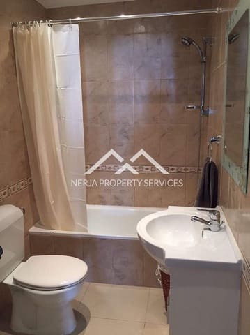 3 soverom Hus til leie i Centro, Nerja med svømmebasseng - € 1 200 (Ref: 4914529)