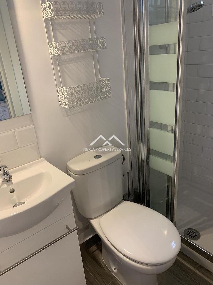 2 soverom Villa til leie i Frigiliana med garasje - € 1 000 (Ref: 4914532)