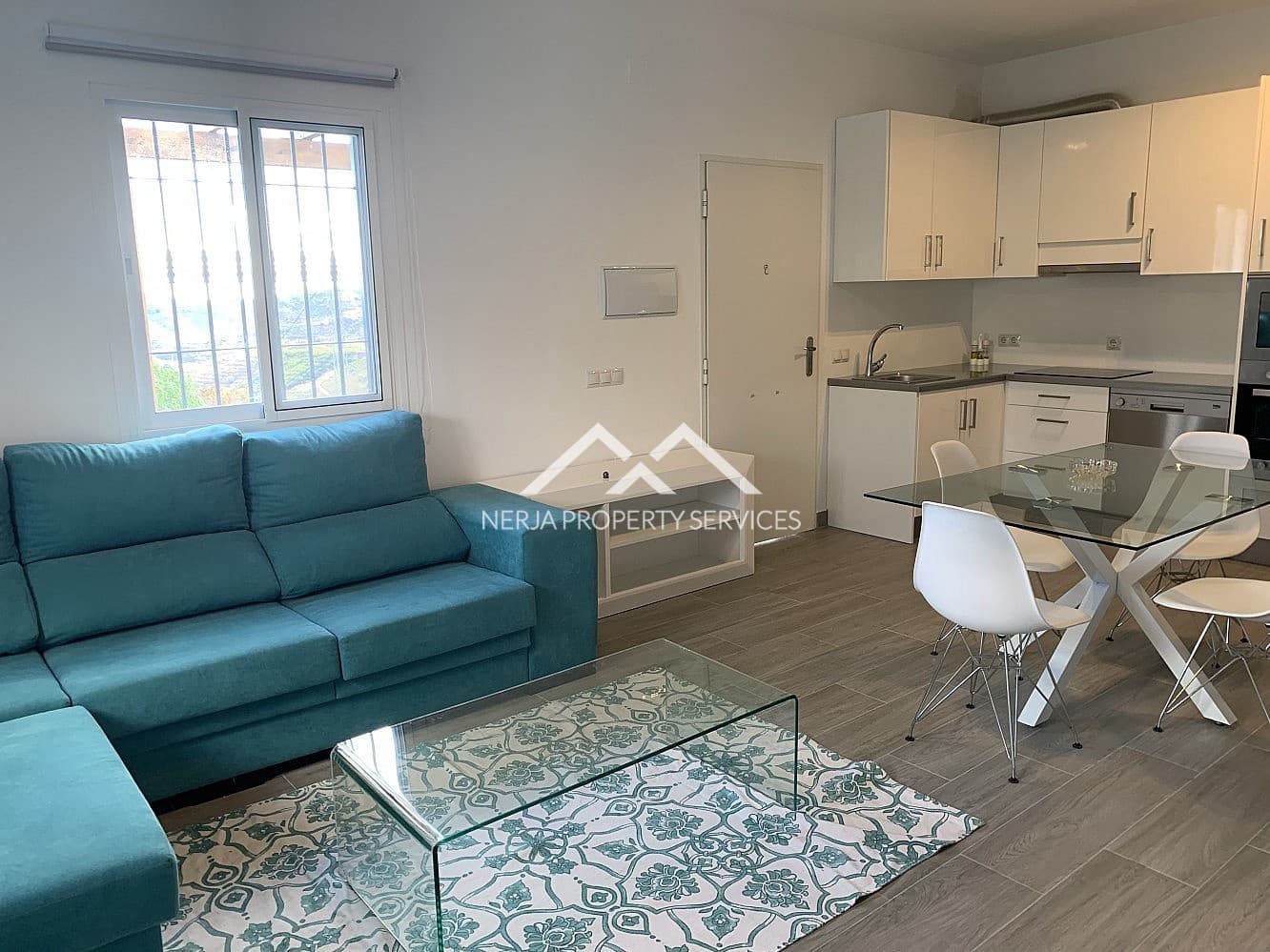 2 soverom Villa til leie i Frigiliana med garasje - € 1 000 (Ref: 4914532)