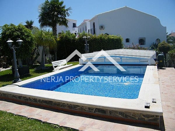 2 sovrum Villa att hyra i Nerja med pool garage - 1 600 € (Ref: 5058383)