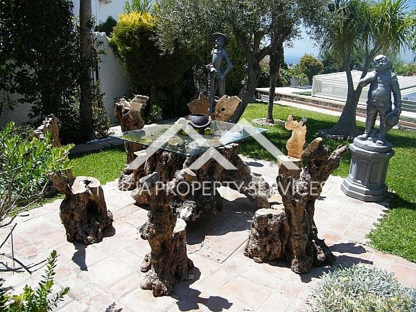 2 sovrum Villa att hyra i Nerja med pool garage - 1 600 € (Ref: 5058383)