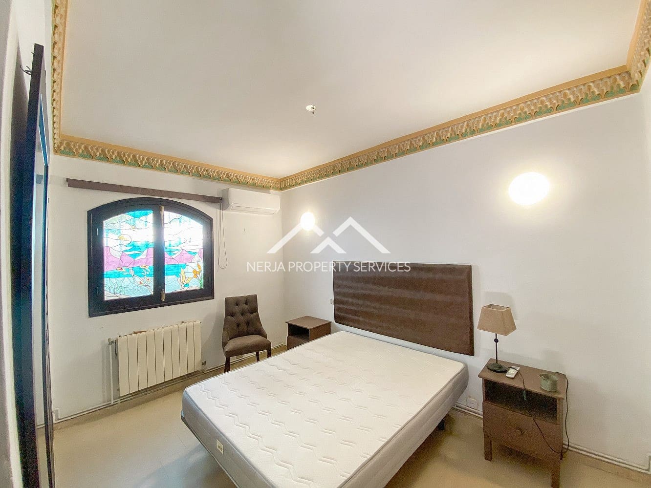 2 bedroom Villa for rent in Nerja with pool garage - € 1,600 (Ref: 5058383)