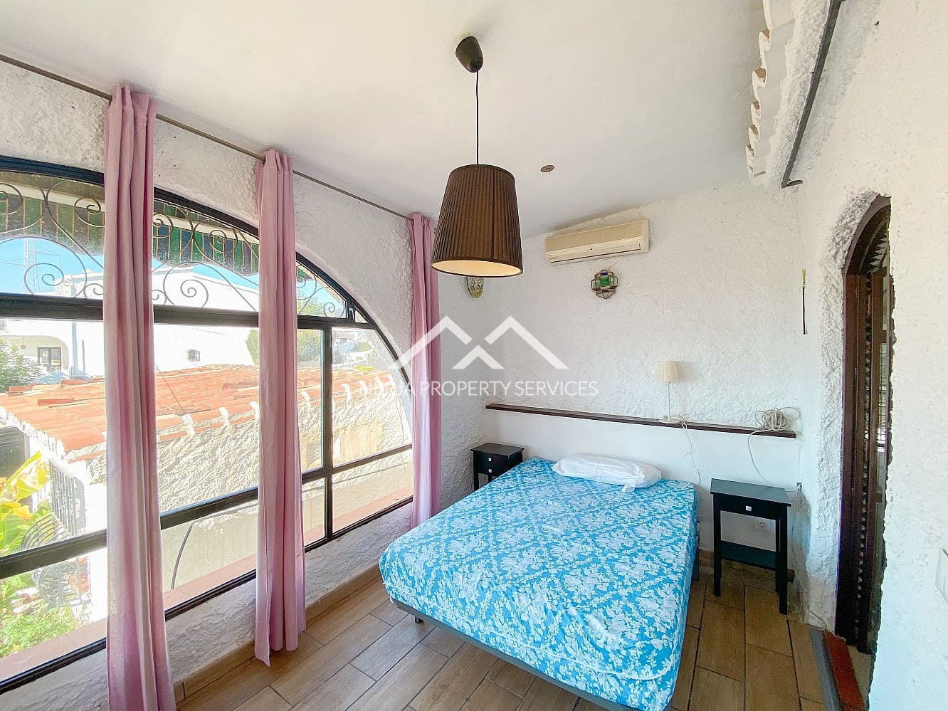 2 bedroom Villa for rent in Nerja with pool garage - € 1,600 (Ref: 5058383)