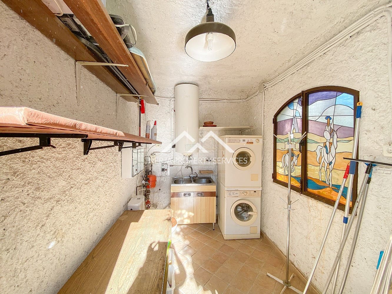 2 bedroom Villa for rent in Nerja with pool garage - € 1,600 (Ref: 5058383)