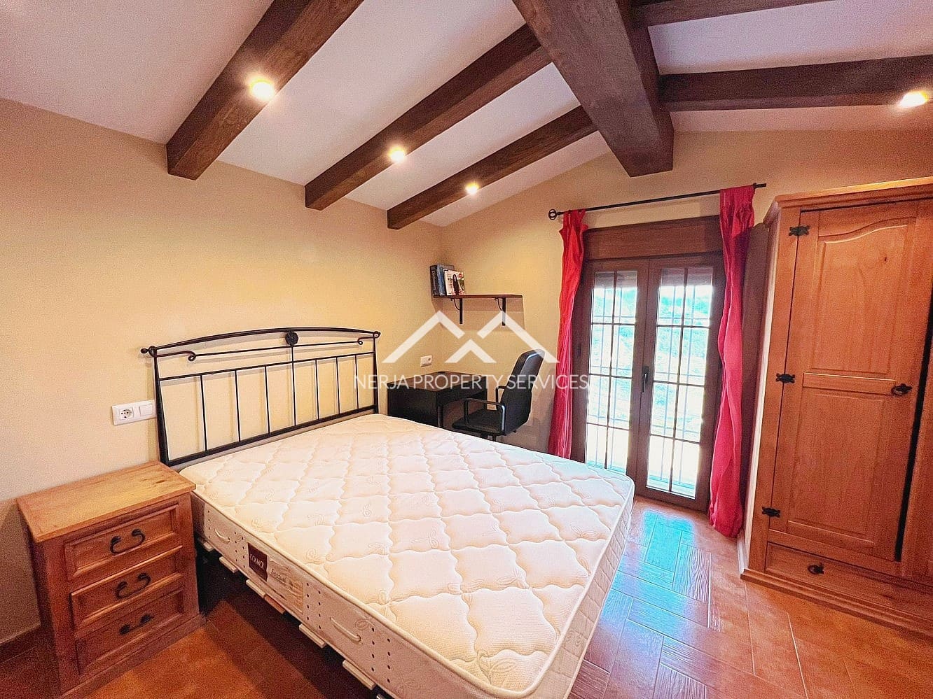 2 slaapkamer Villa te huur in Frigiliana met zwembad garage - € 1.400 (Ref: 5087260)