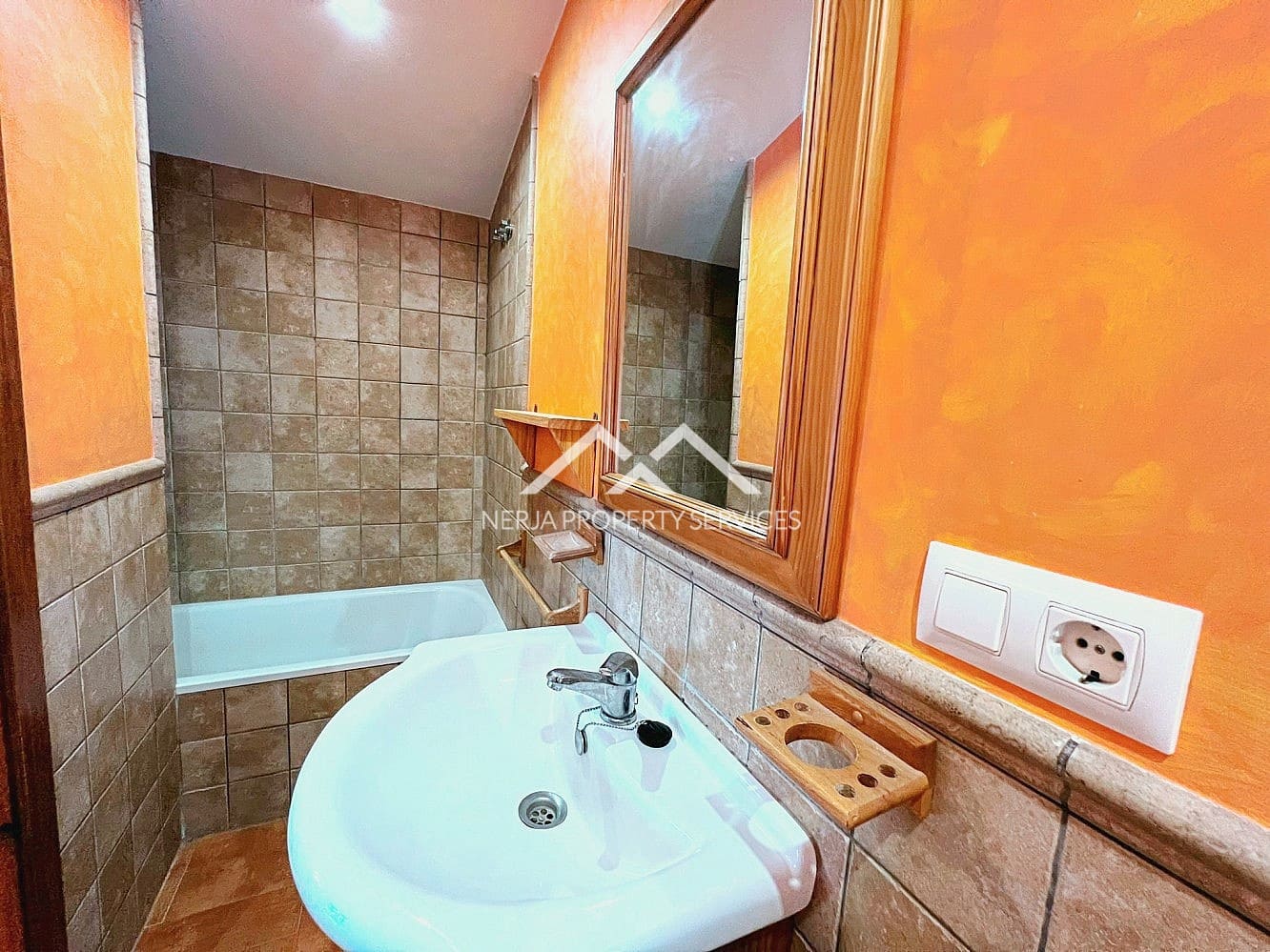 2 slaapkamer Villa te huur in Frigiliana met zwembad garage - € 1.400 (Ref: 5087260)